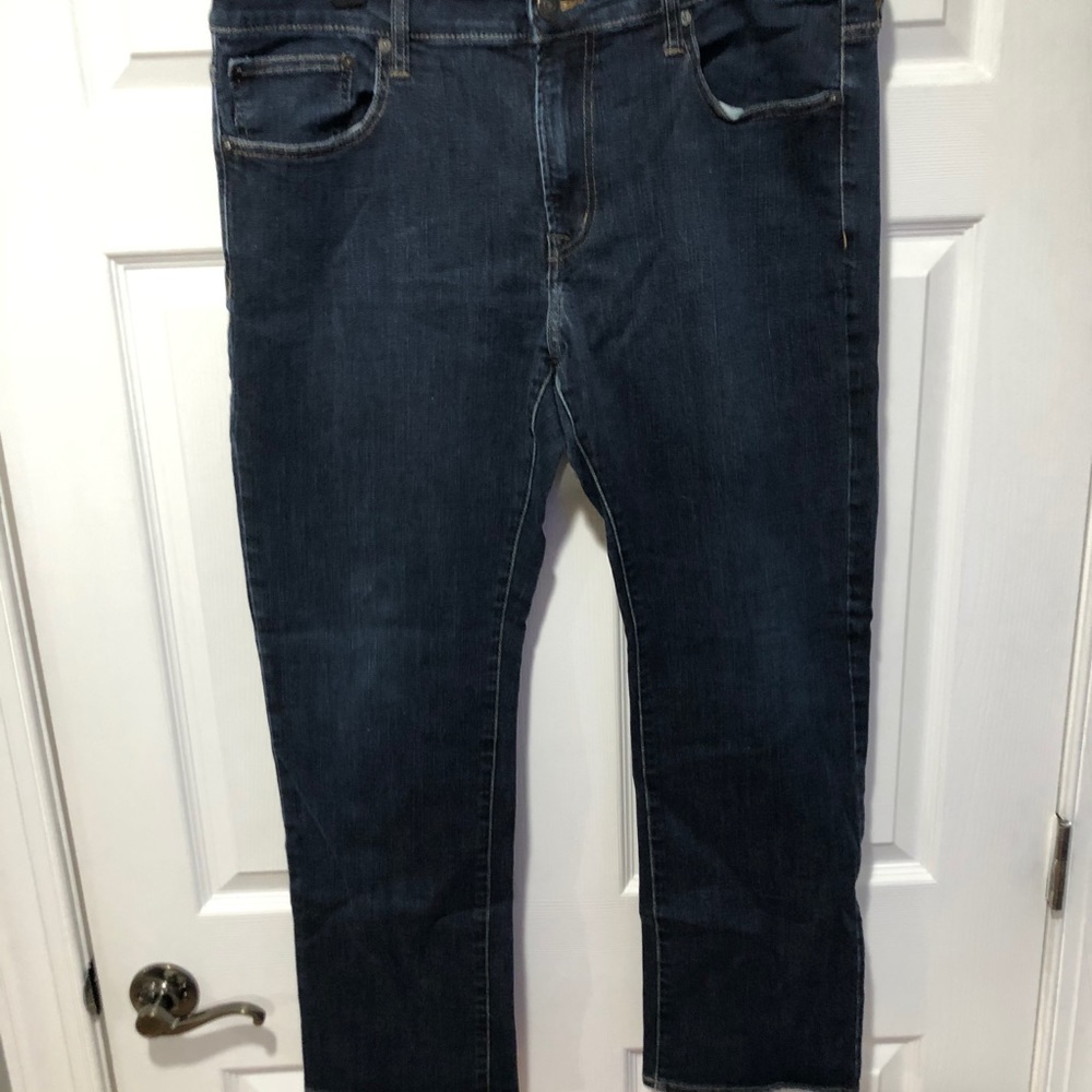 7. American Eagle jeans (Active Flex)